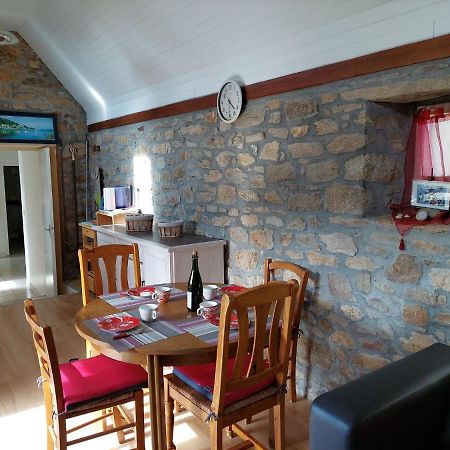 Holiday Home In Plouarzel Exterior foto